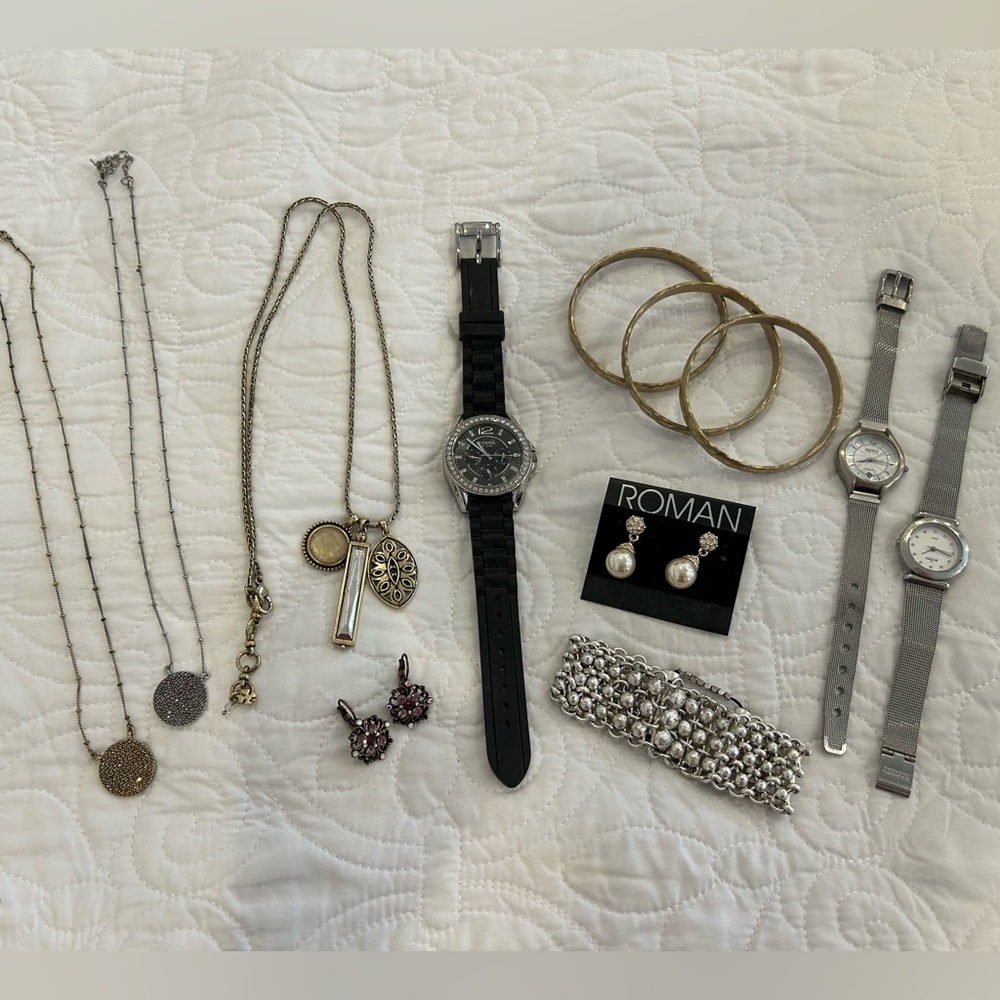 LOT of 12 PCS Jewelry & Watches
